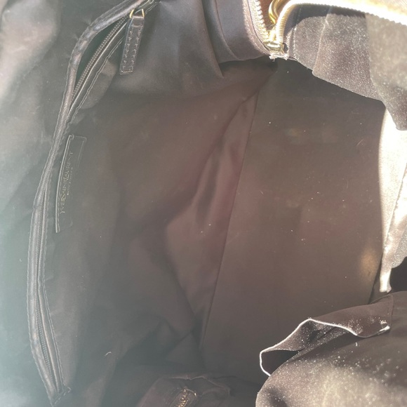 Yves Saint Laurent cowhide and leather handbag - Picture 4 of 5